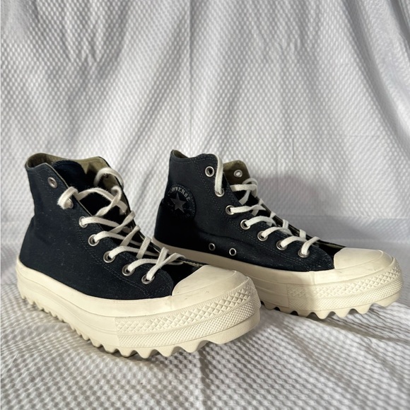 Converse All Star Chuck Taylor Lift Ripple Black and Cream High-Top Sneakers 10 - Picture 1 of 10